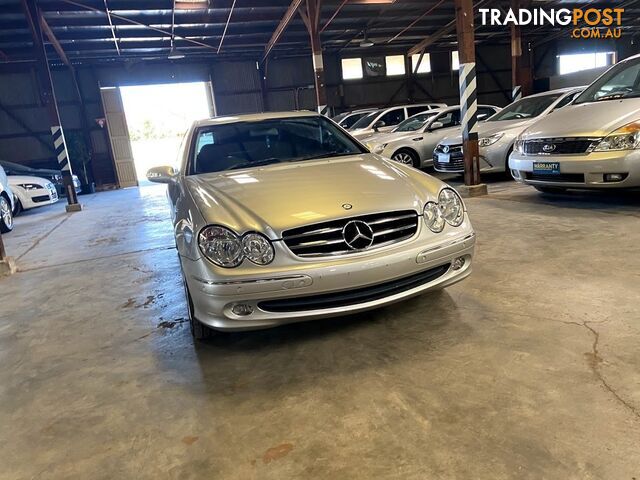 2004 MERCEDES-BENZ CLK320 ELEGANCE C209 2D COUPE