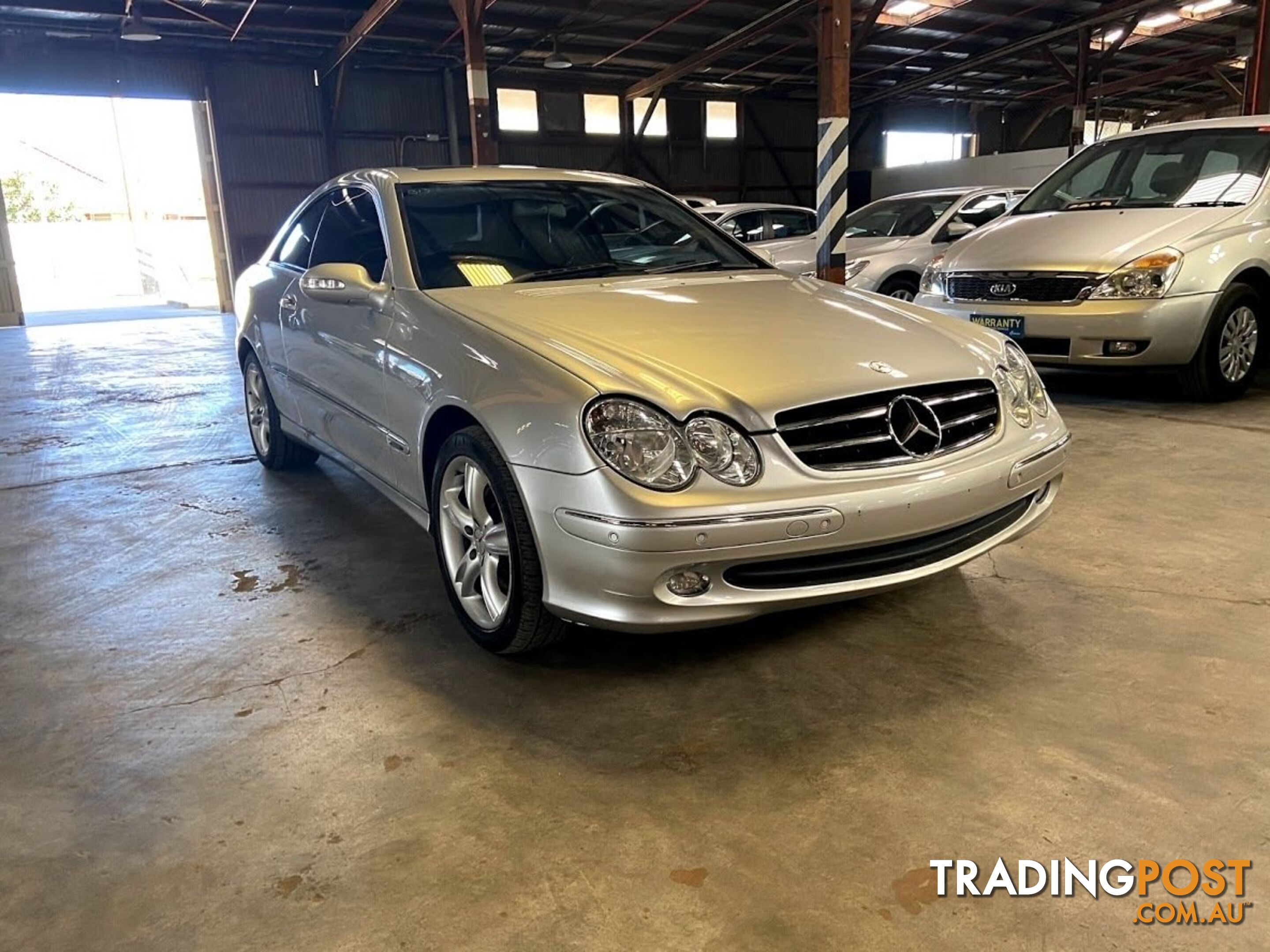 2004 MERCEDES-BENZ CLK320 ELEGANCE C209 2D COUPE