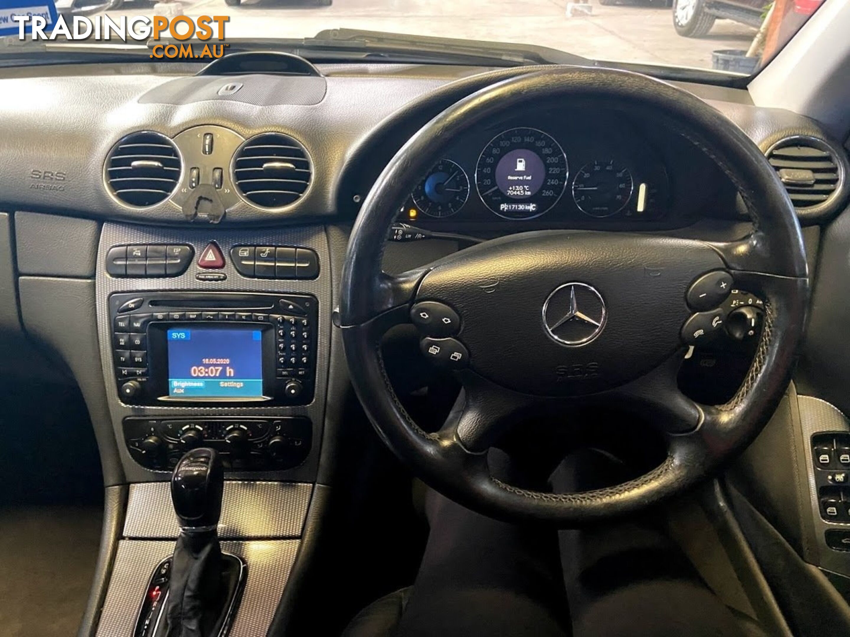 2004 MERCEDES-BENZ CLK320 ELEGANCE C209 2D COUPE