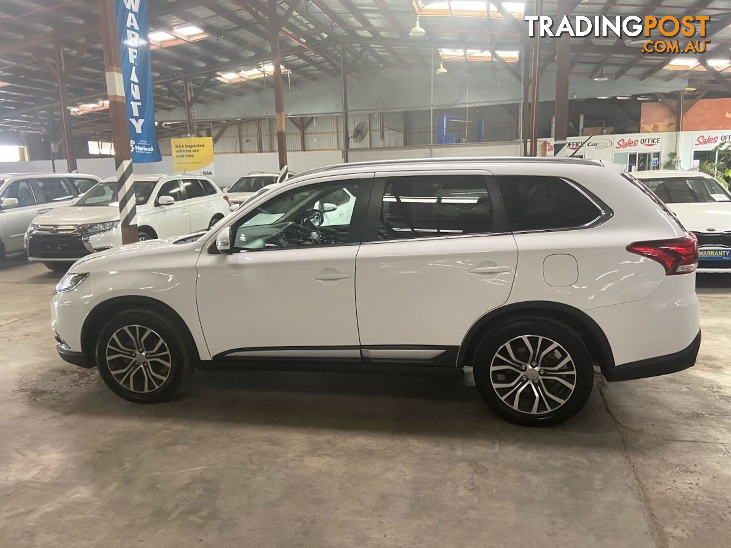 2015 MITSUBISHI OUTLANDER ES (4x4) ZJ MY14.5 4D WAGON