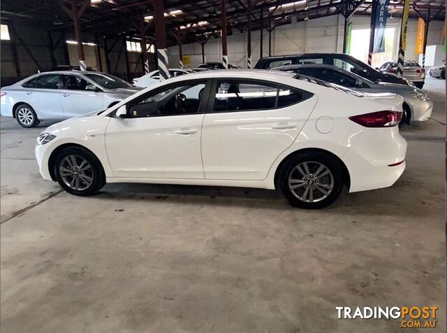 2016 HYUNDAI ELANTRA ACTIVE 2.0 MPI AD 4D SEDAN