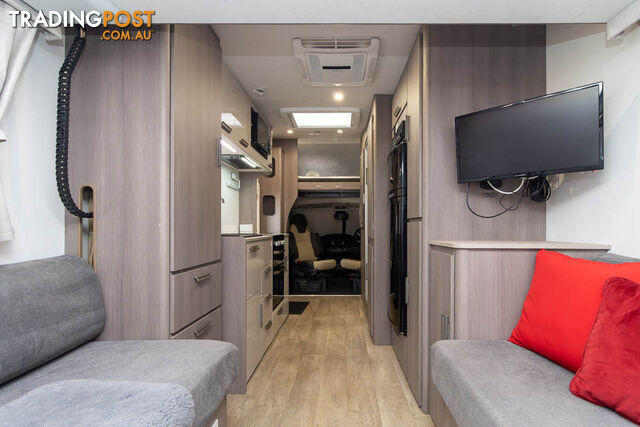 Jayco Conquest FA24-4 Motorhome - 5,284 KMS - photo 3 of 5