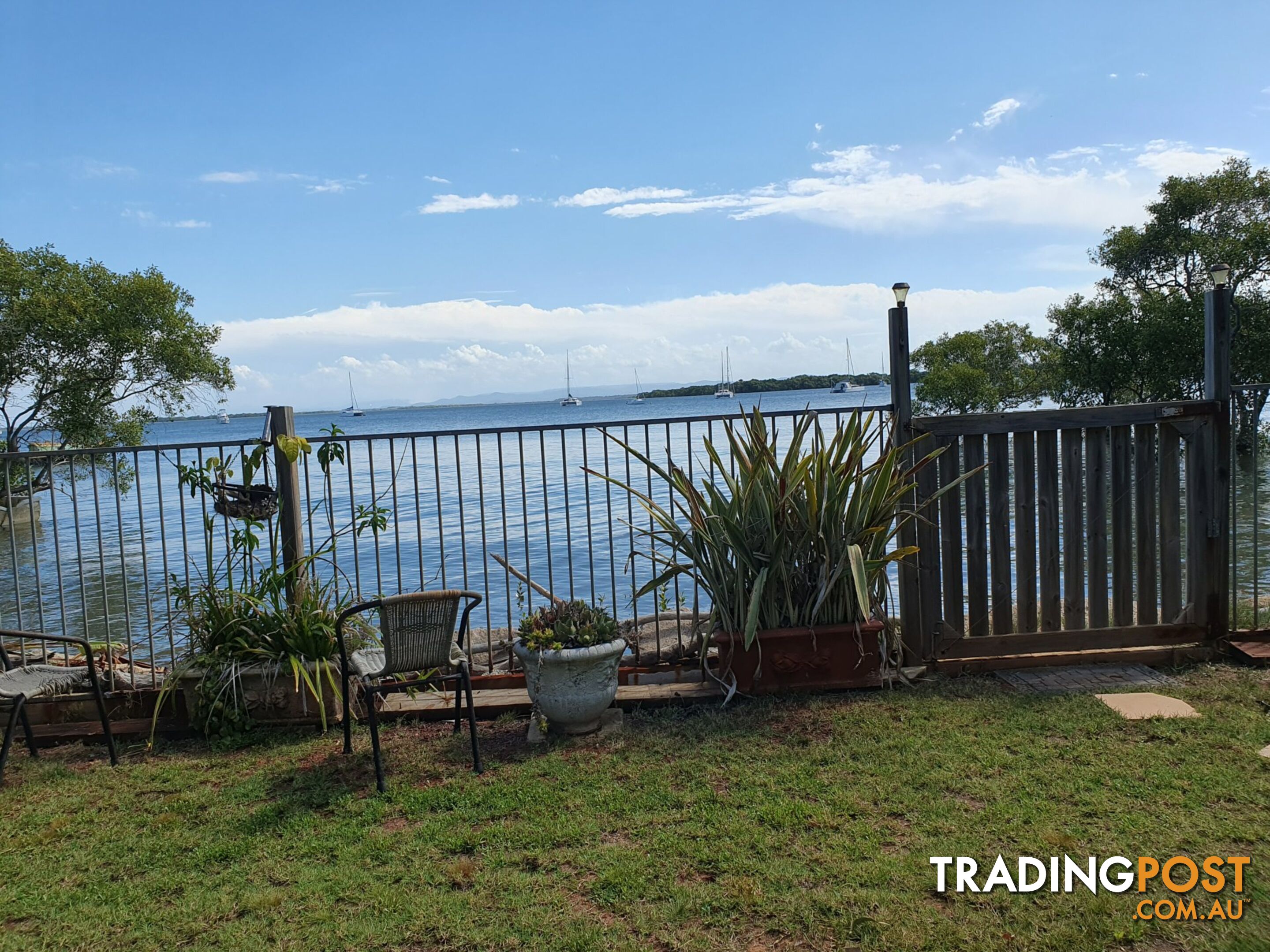 46 Western Road MACLEAY ISLAND QLD 4184