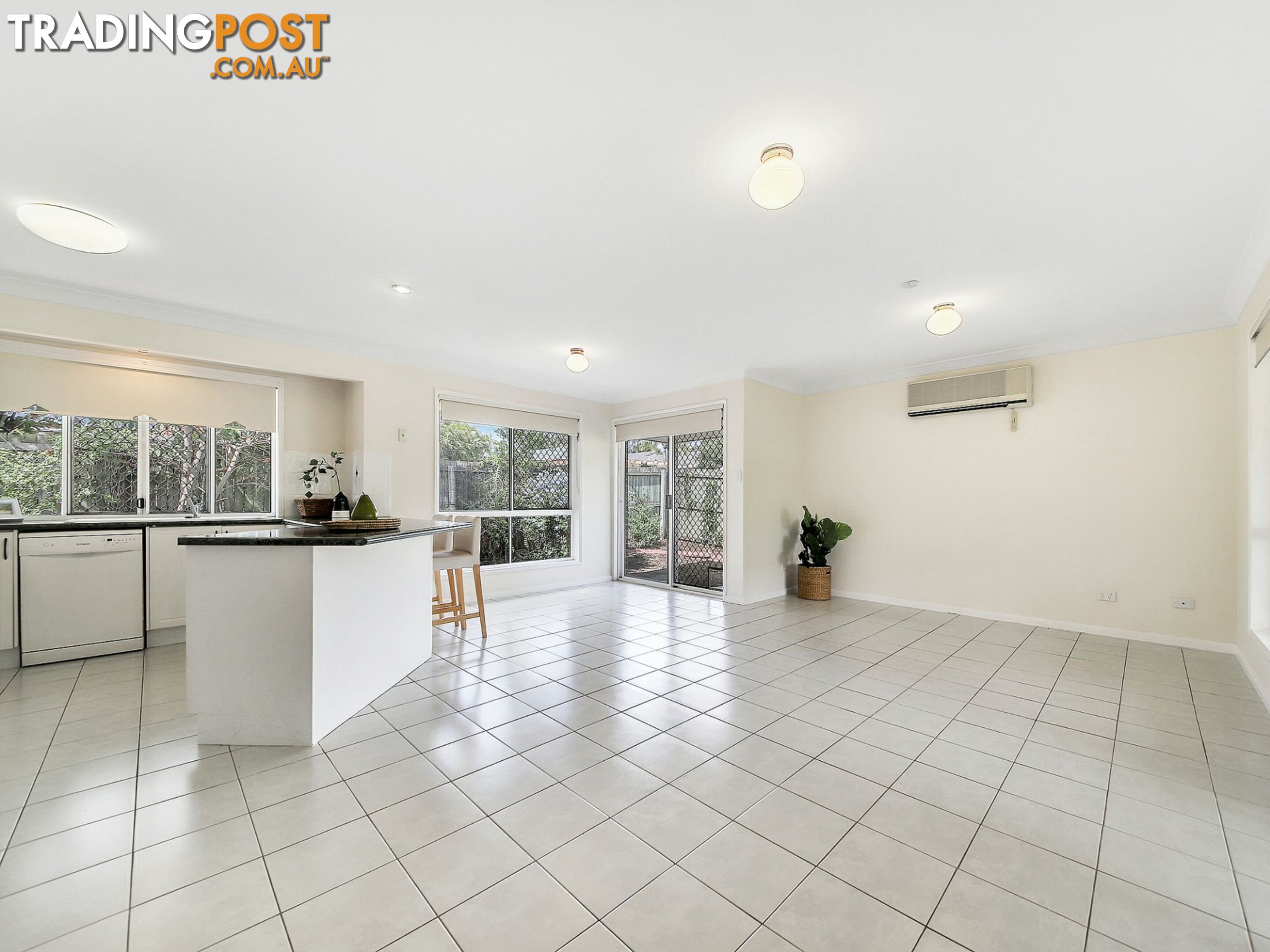 6 PINELANDS CIRCUIT REDLAND BAY QLD 4165