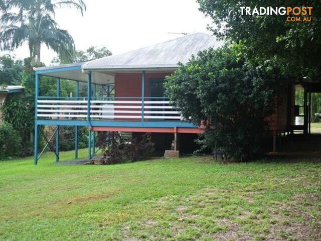 6 Eastbourne Terrace MACLEAY ISLAND QLD 4184