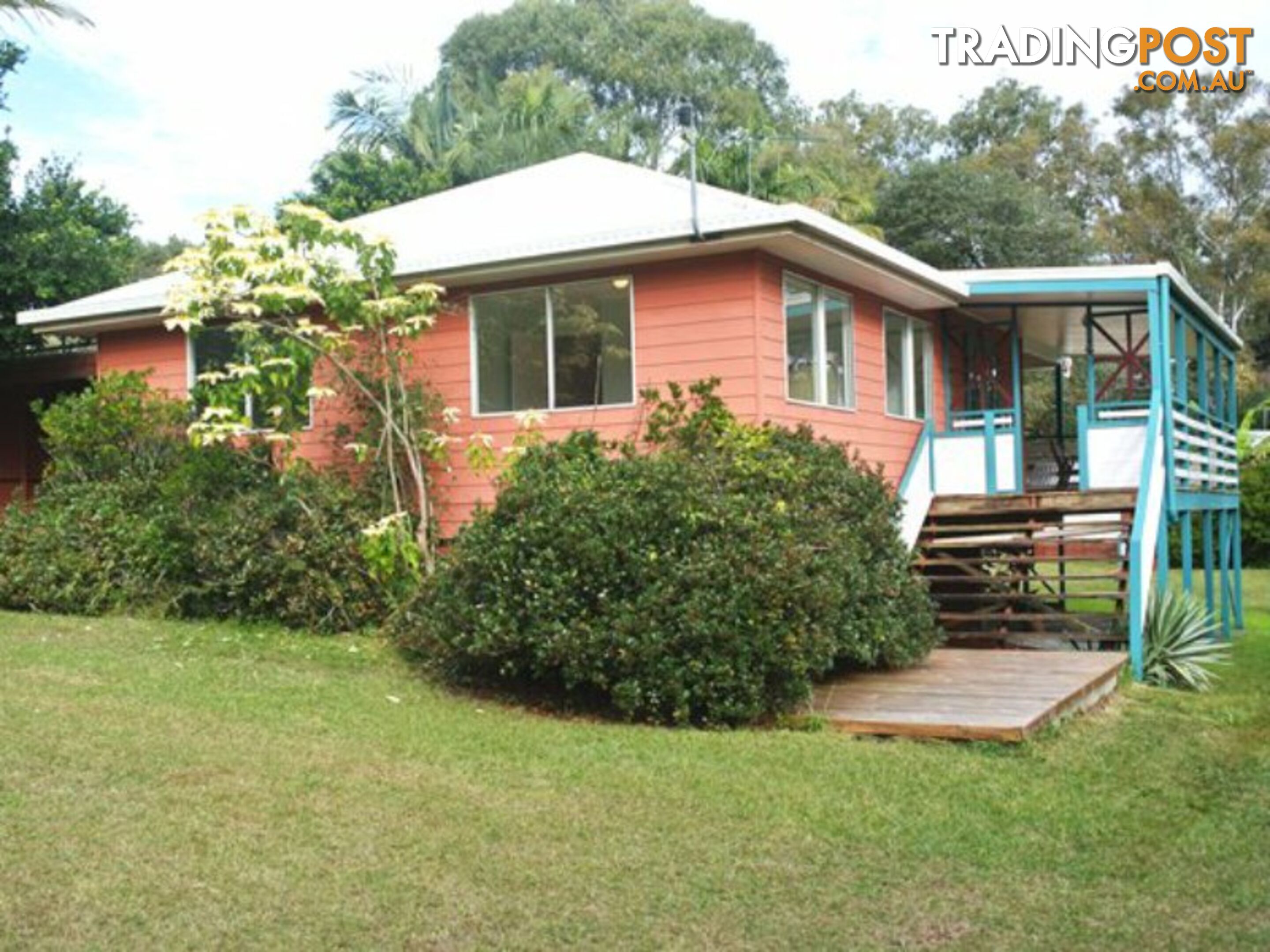 6 Eastbourne Terrace MACLEAY ISLAND QLD 4184