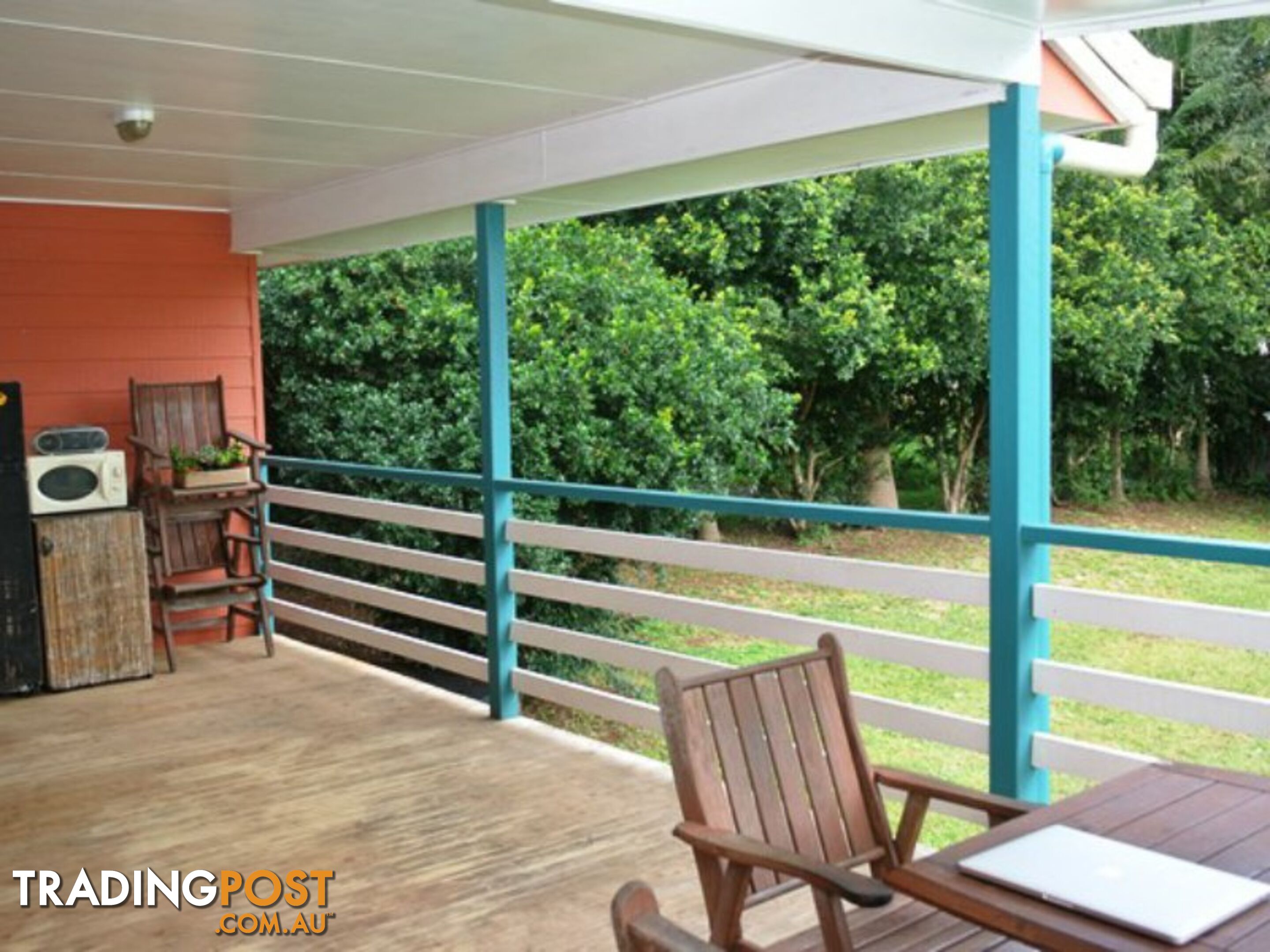 6 Eastbourne Terrace MACLEAY ISLAND QLD 4184