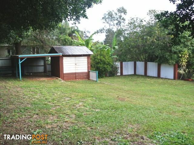 6 Eastbourne Terrace MACLEAY ISLAND QLD 4184