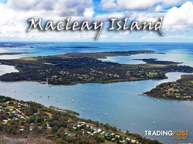 4 Deviot  Street MACLEAY ISLAND QLD 4184