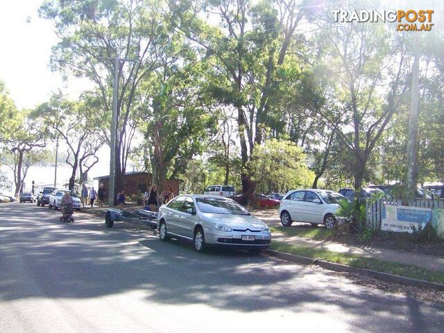 6-8 LUCAS DR LAMB ISLAND QLD 4184