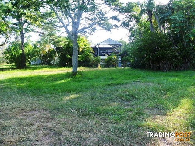 2 Gordon Road MACLEAY ISLAND QLD 4184