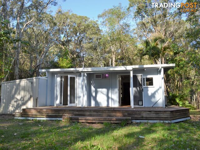 90 Charles Terrace MACLEAY ISLAND QLD 4184