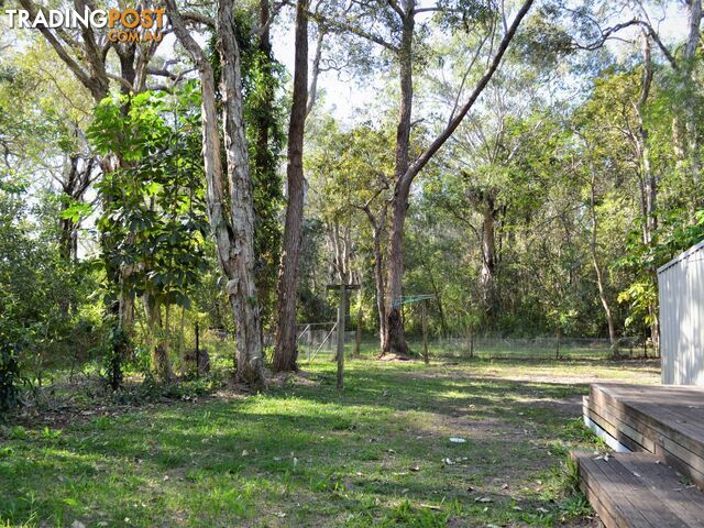 90 Charles Terrace MACLEAY ISLAND QLD 4184