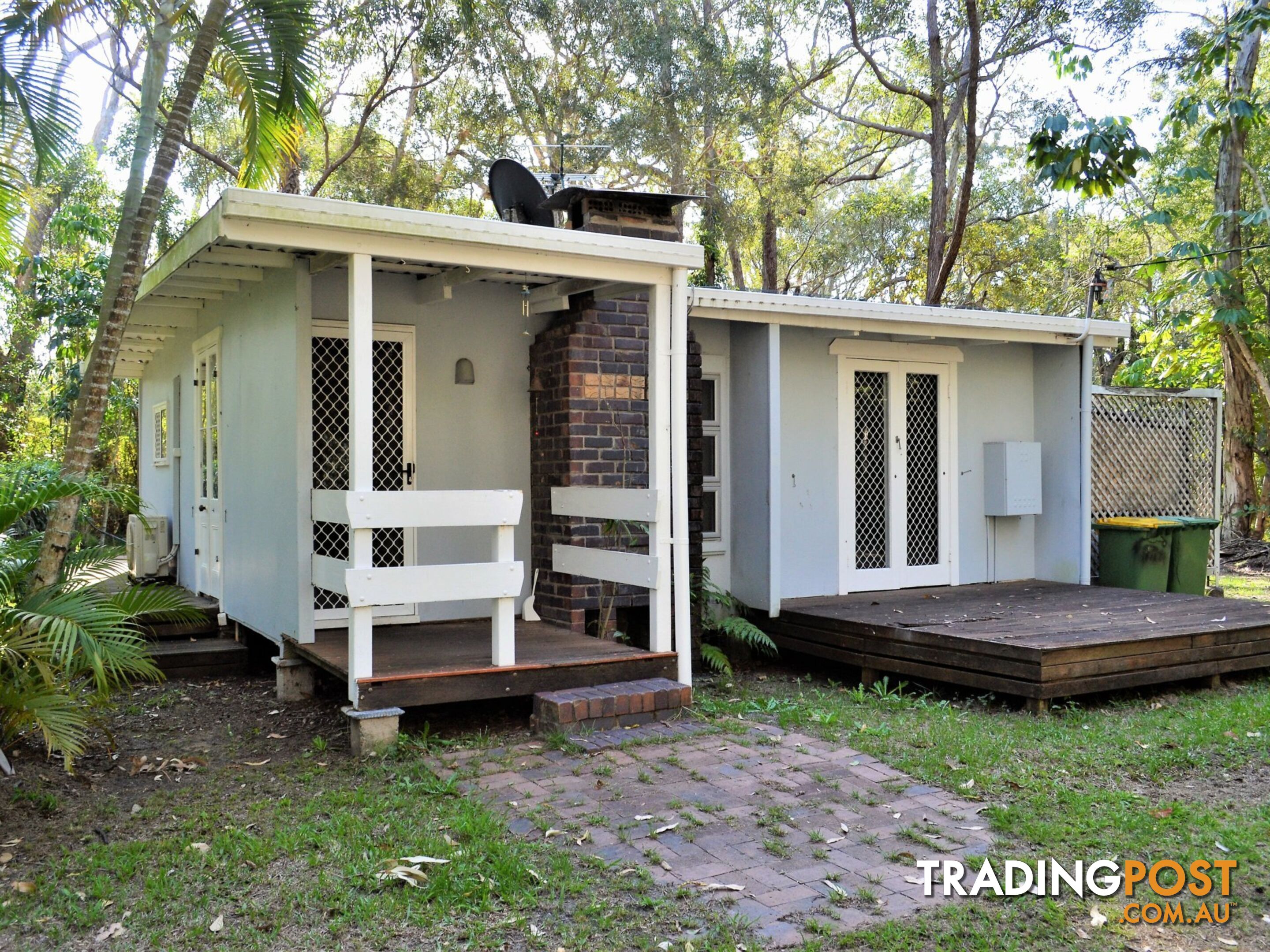 90 Charles Terrace MACLEAY ISLAND QLD 4184