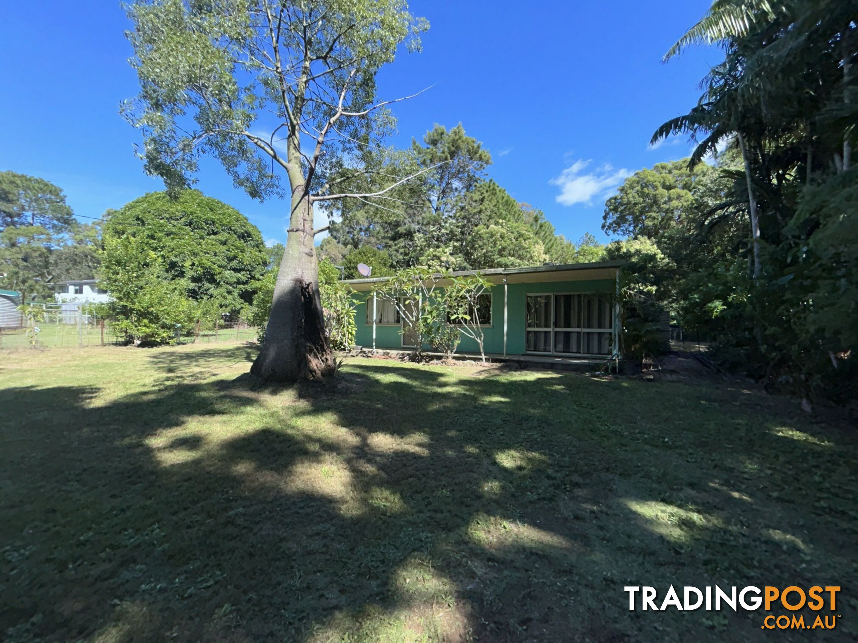 181 High Central Road MACLEAY ISLAND QLD 4184