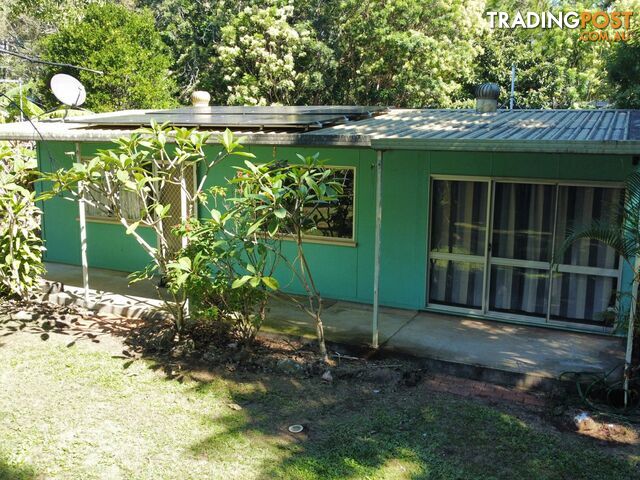 181 High Central Road MACLEAY ISLAND QLD 4184