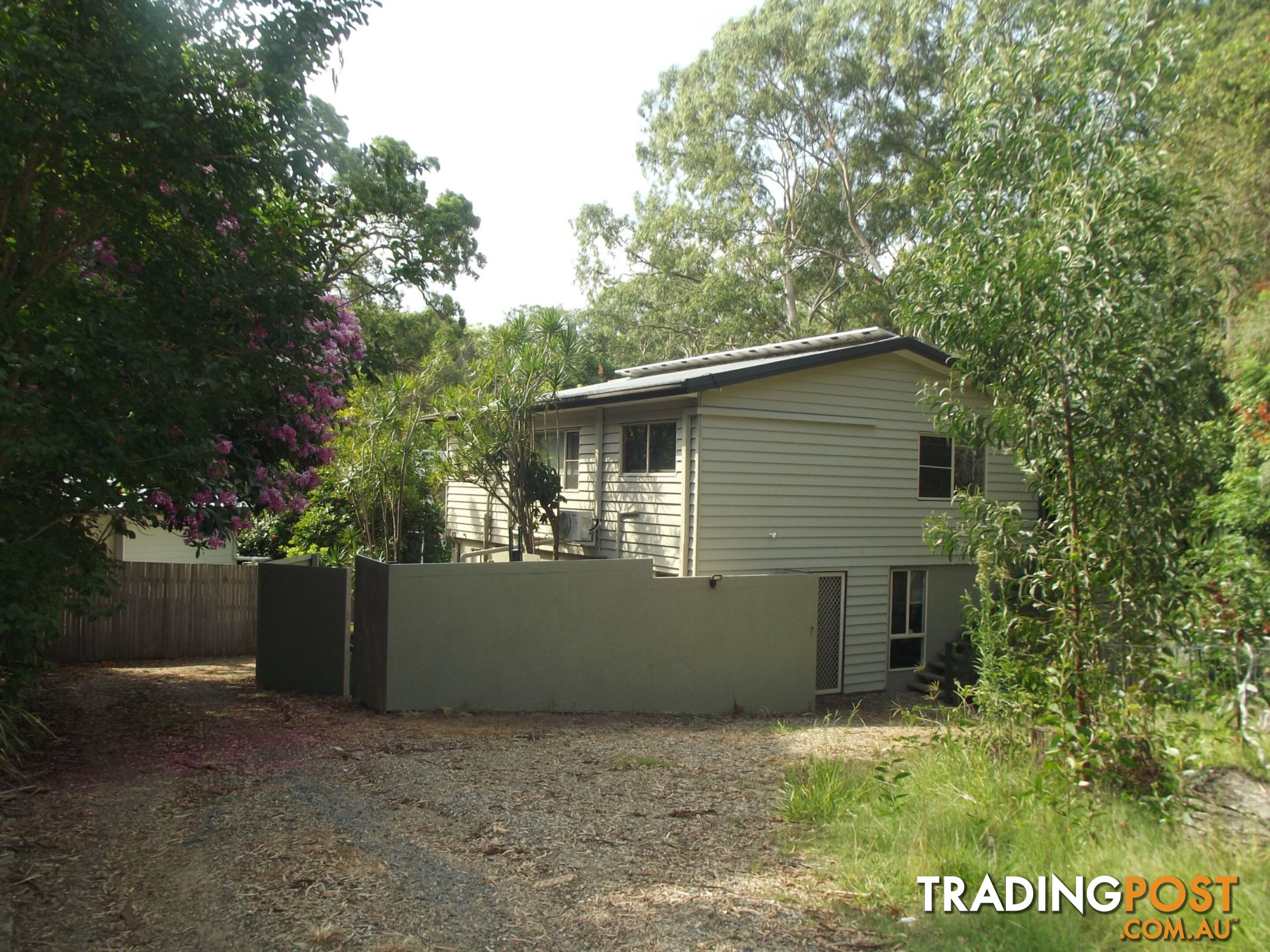 21 Alkira Street MACLEAY ISLAND QLD 4184