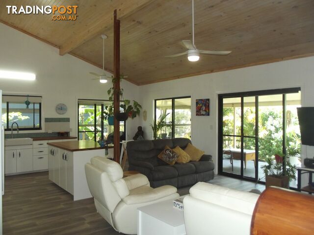 32 Udara Drive MACLEAY ISLAND QLD 4184