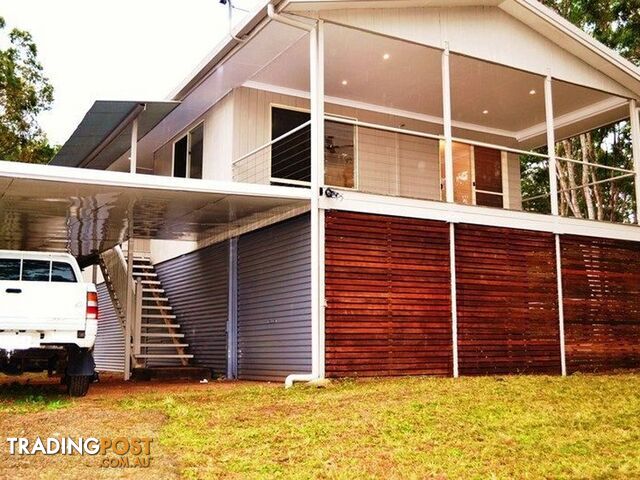 3 Titania Street RUSSELL ISLAND QLD 4184