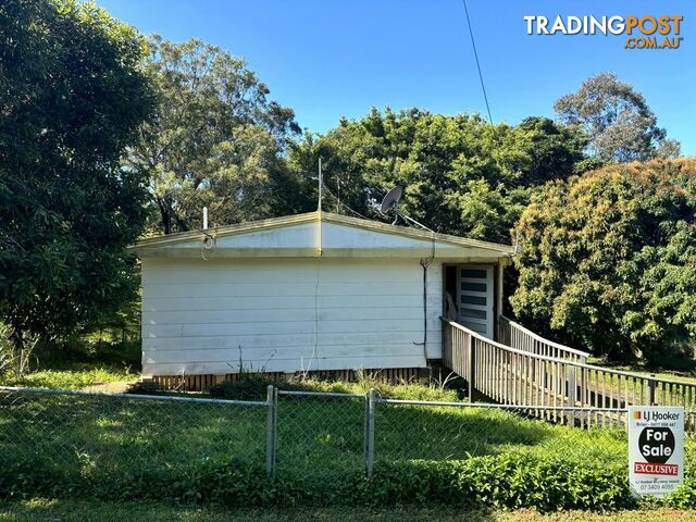 22-24 Pine ave LAMB ISLAND QLD 4184