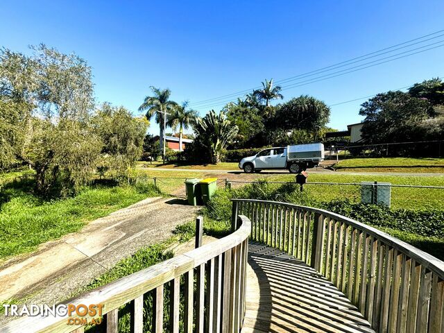 22-24 Pine ave LAMB ISLAND QLD 4184