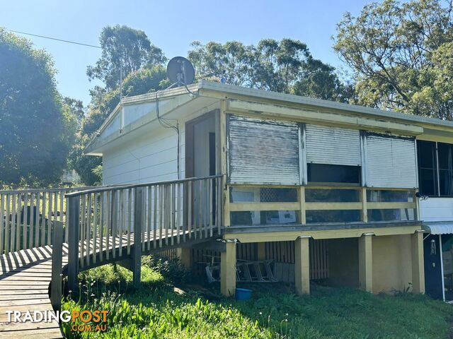 22-24 Pine ave LAMB ISLAND QLD 4184