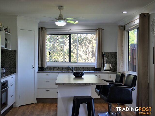 20 Eastbourne Terrace MACLEAY ISLAND QLD 4184