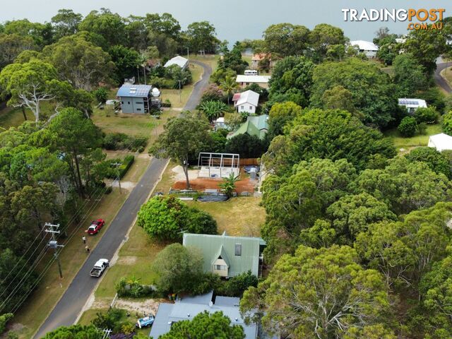 28 CREST HAVEN LAMB ISLAND QLD 4184