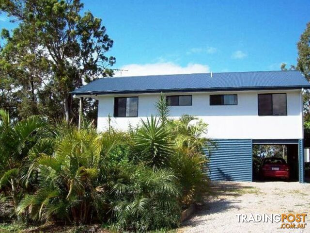 36 Blue Waters Crescent MACLEAY ISLAND QLD 4184