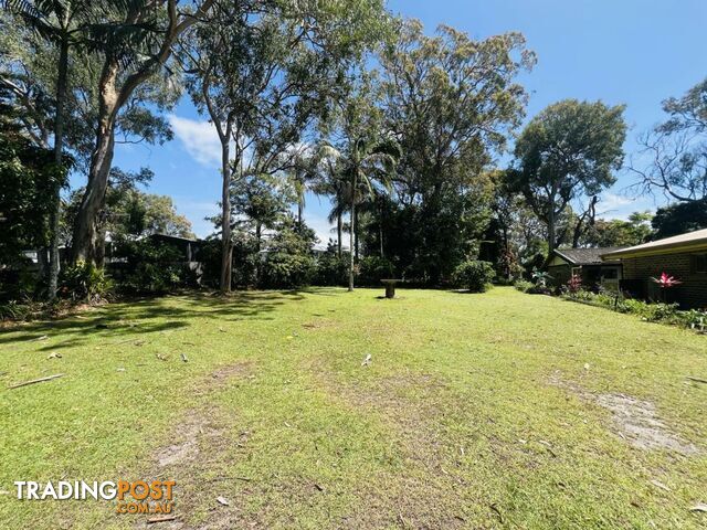 107 KATE ST MACLEAY ISLAND QLD 4184