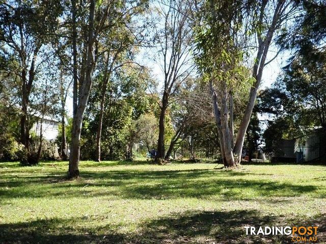 59 Francis Road MACLEAY ISLAND QLD 4184