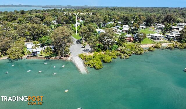 21 Kim Crescent MACLEAY ISLAND QLD 4184