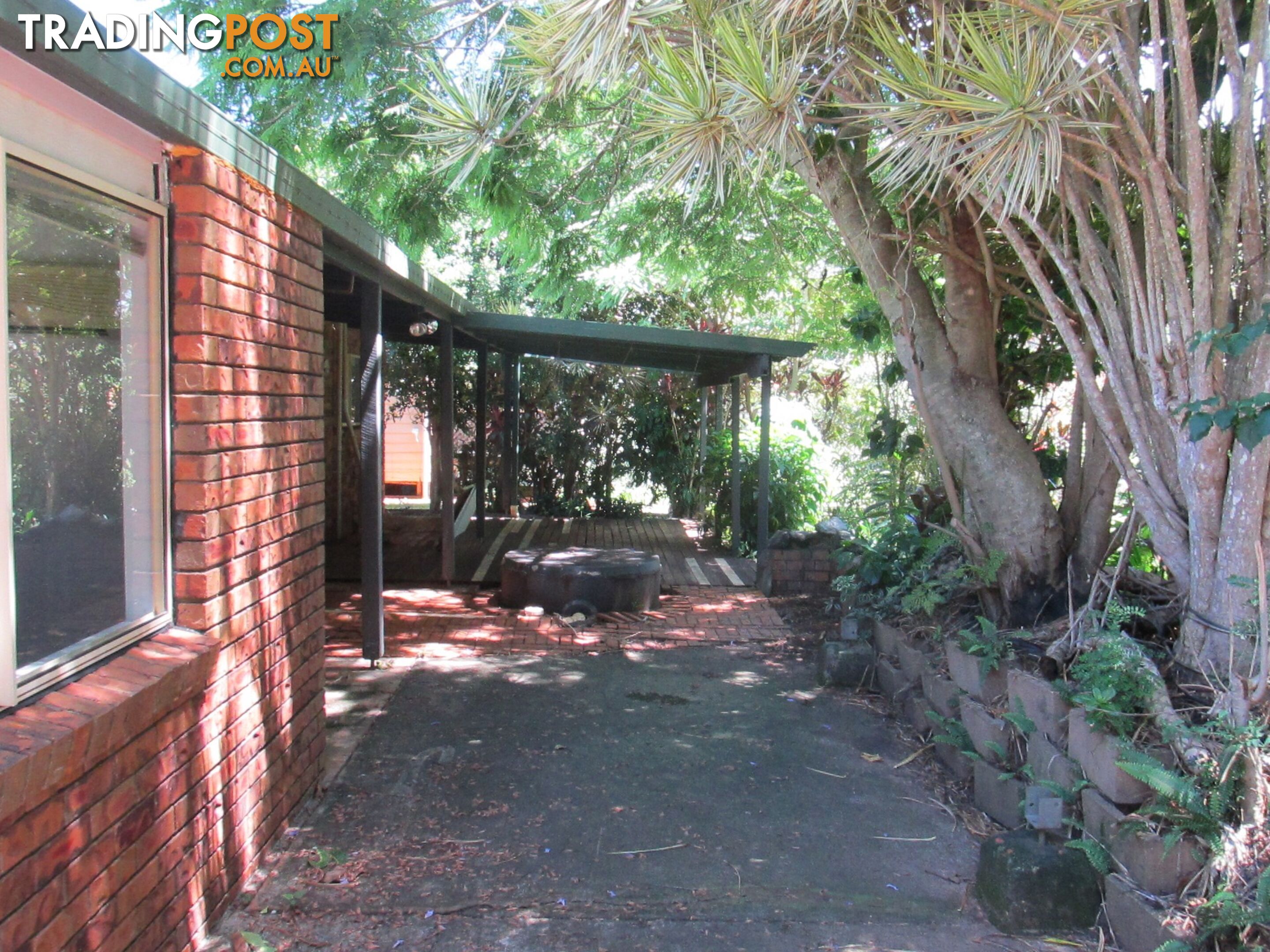 5 Eastbourne Terrace MACLEAY ISLAND QLD 4184