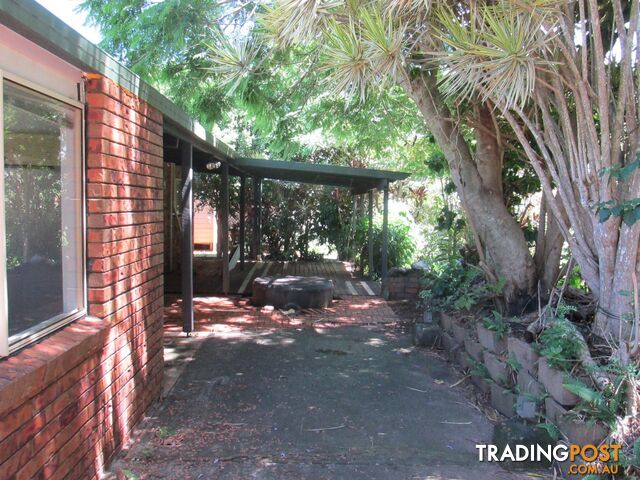 5 Eastbourne Terrace MACLEAY ISLAND QLD 4184