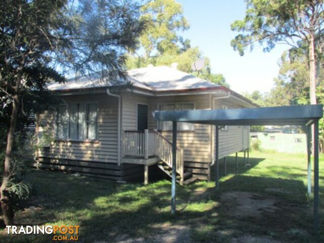 22 Tingarra  St MACLEAY ISLAND QLD 4184