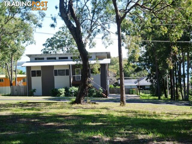 222 Kate Street MACLEAY ISLAND QLD 4184