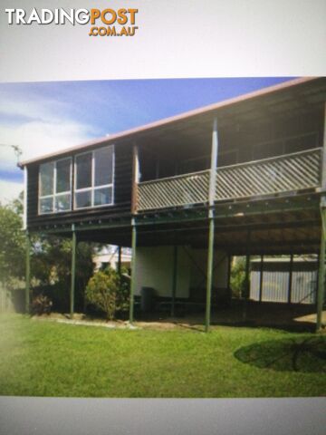 42 Francis Street MACLEAY ISLAND QLD 4184