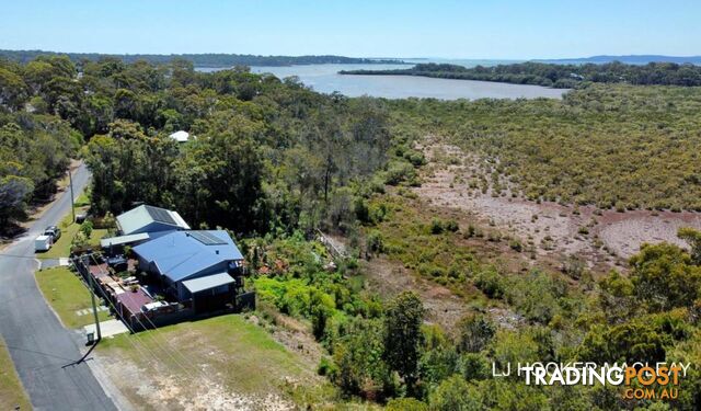 4 Timothy Street MACLEAY ISLAND QLD 4184