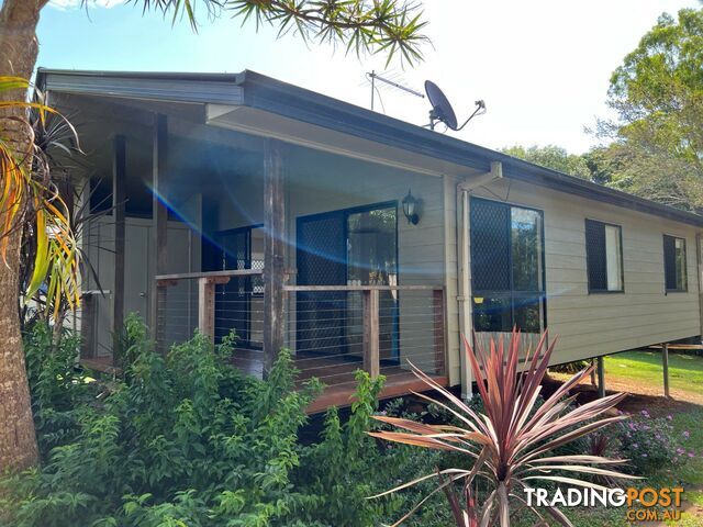 134 - 136 LUCAS DR LAMB ISLAND QLD 4184