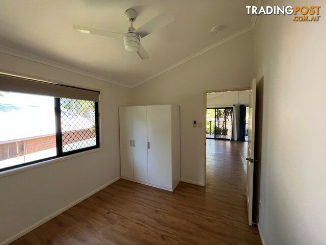 134 - 136 LUCAS DR LAMB ISLAND QLD 4184