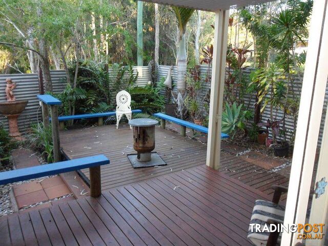 104 The Esplanade KARRAGARRA ISLAND QLD 4184