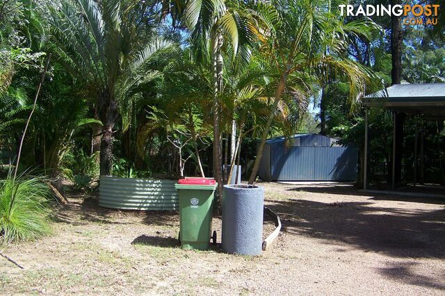 10 Peace St LAMB ISLAND QLD 4184