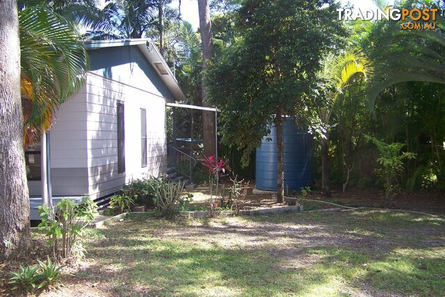 10 Peace St LAMB ISLAND QLD 4184