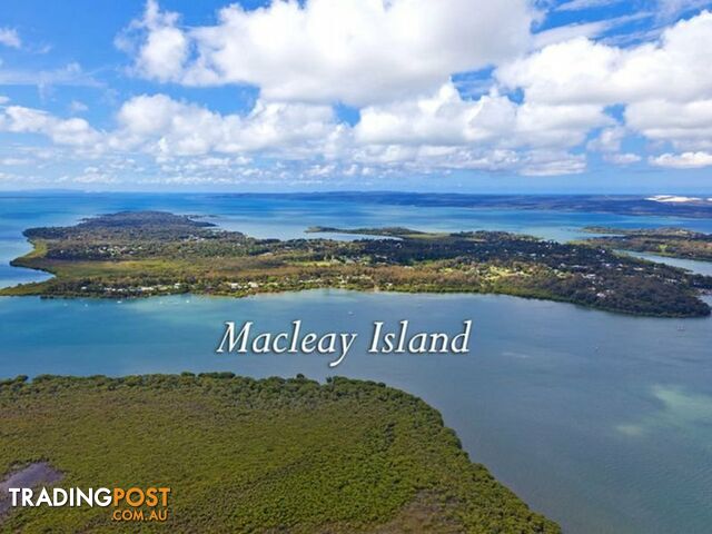 10 Matthew Street MACLEAY ISLAND QLD 4184