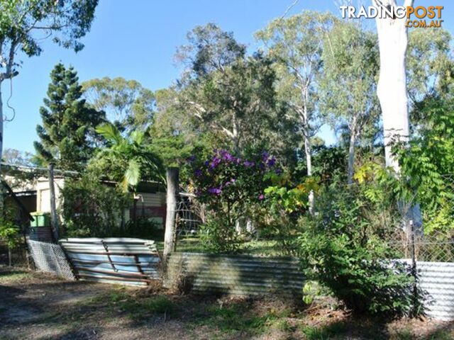 2-4 Panaroo Street MACLEAY ISLAND QLD 4184