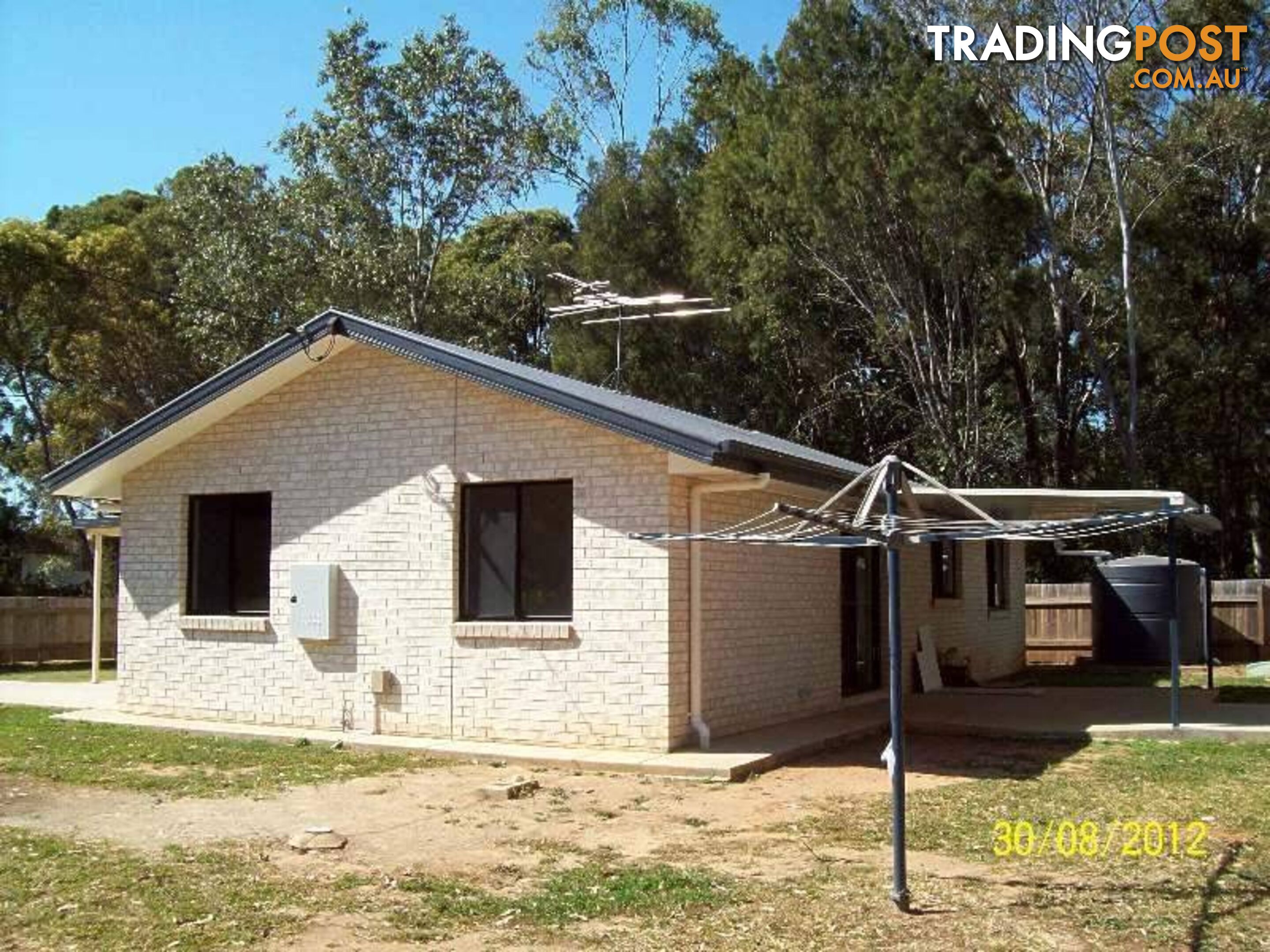 10 Pecan Street MACLEAY ISLAND QLD 4184