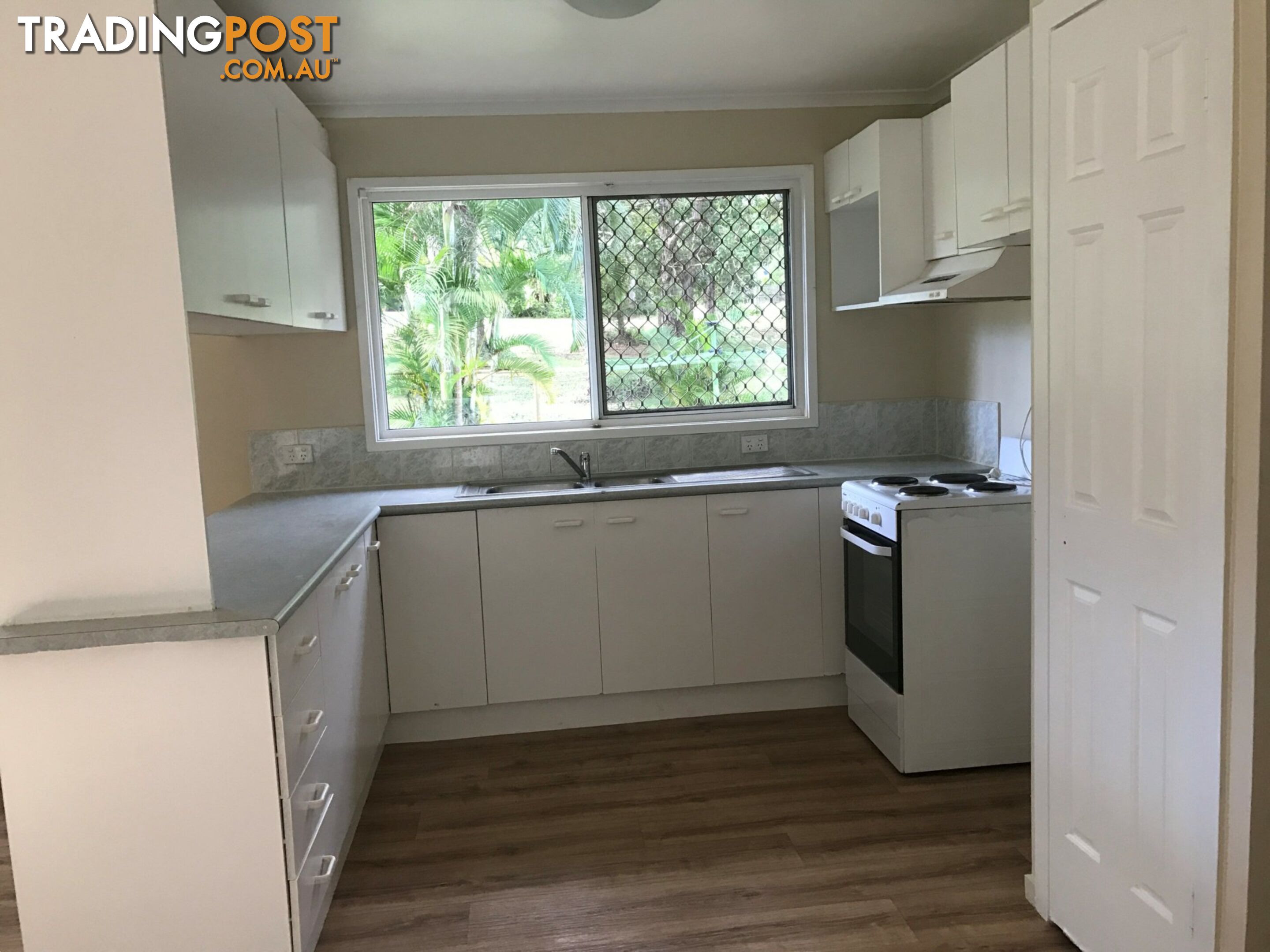 80 High Central Road MACLEAY ISLAND QLD 4184