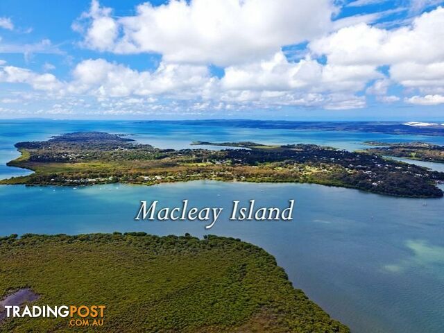 11 Aruma Street MACLEAY ISLAND QLD 4184