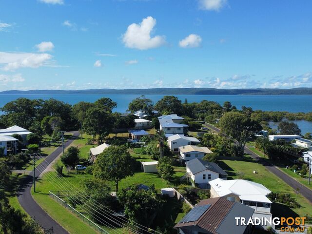 11 Mawarra Street MACLEAY ISLAND QLD 4184