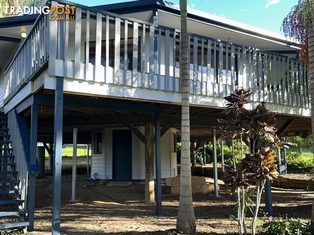 11 Mawarra Street MACLEAY ISLAND QLD 4184